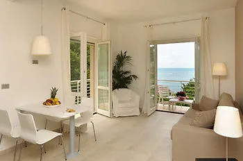 La Dolce Hotel 4*