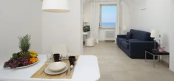 La Dolce 4*